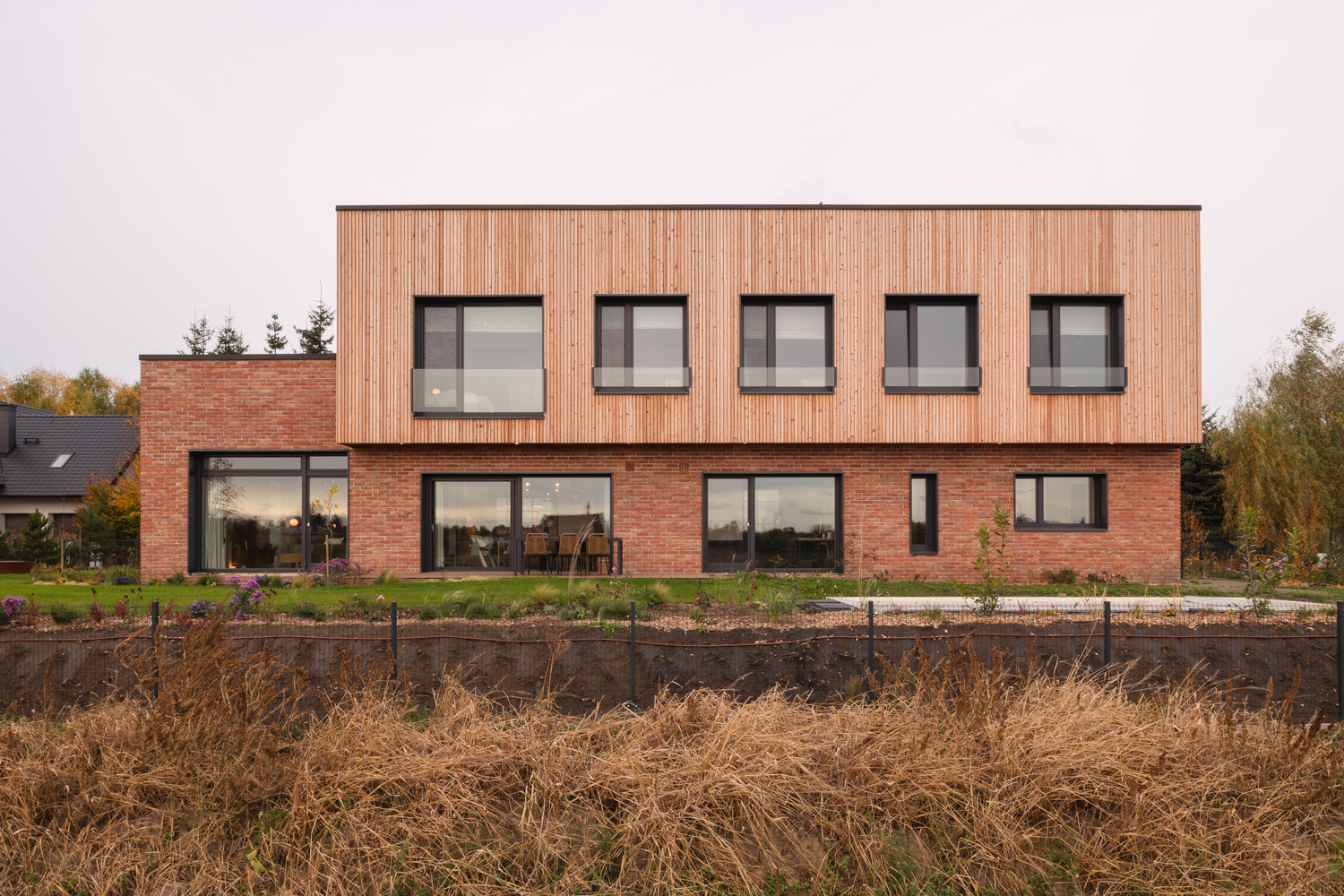 波兰 Poznań 湖畔别墅丨Studio GAB-7