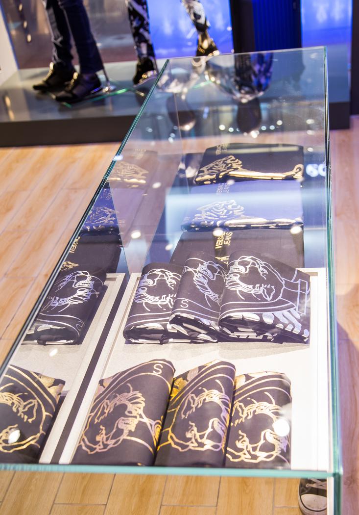 
范思哲*厦门（SM）门店 -7