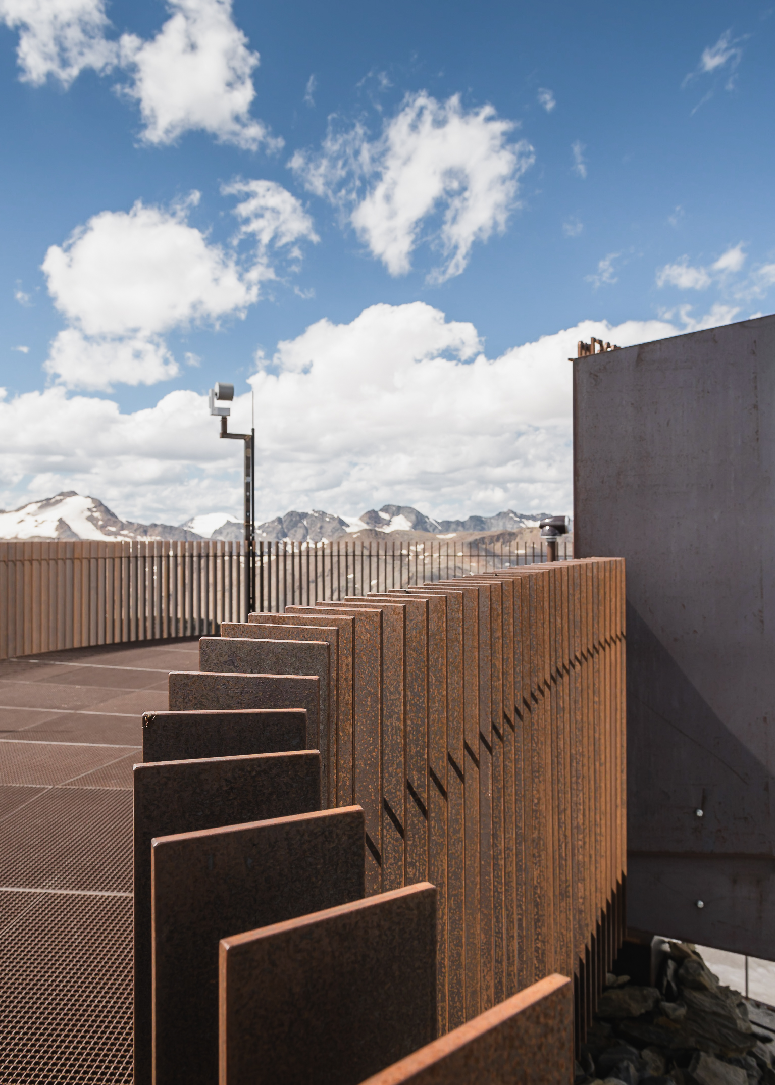 ÖtziPeak3251m-noa*NetworkofArchitecture-41