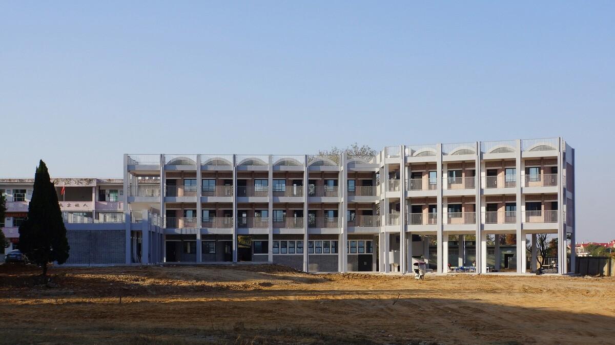 沿江乡村学校丨中国宜春丨DOMAT-4