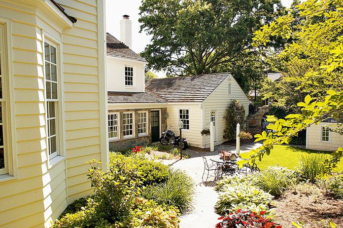 Frank M. Bell's Renovation Exteriors | Ballard + Mensua Architecture-18