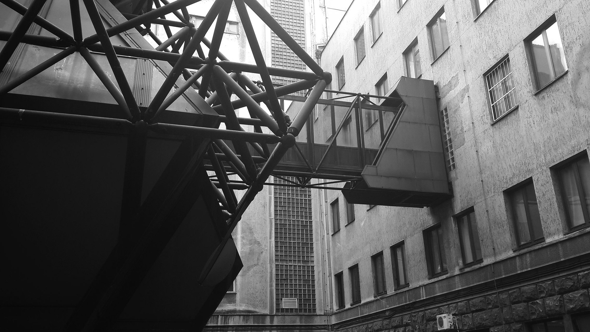 未来主义警局 | 科技与美学的完美结合-18