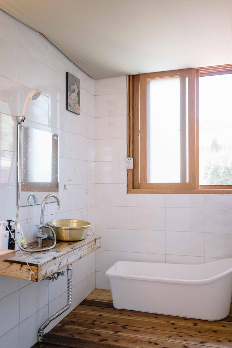 温情的空白小屋，打造家的温馨氛围-23