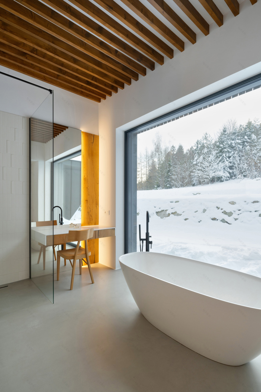 贝斯基德山区的房子丨波兰丨RS+ Robert Skitek-45