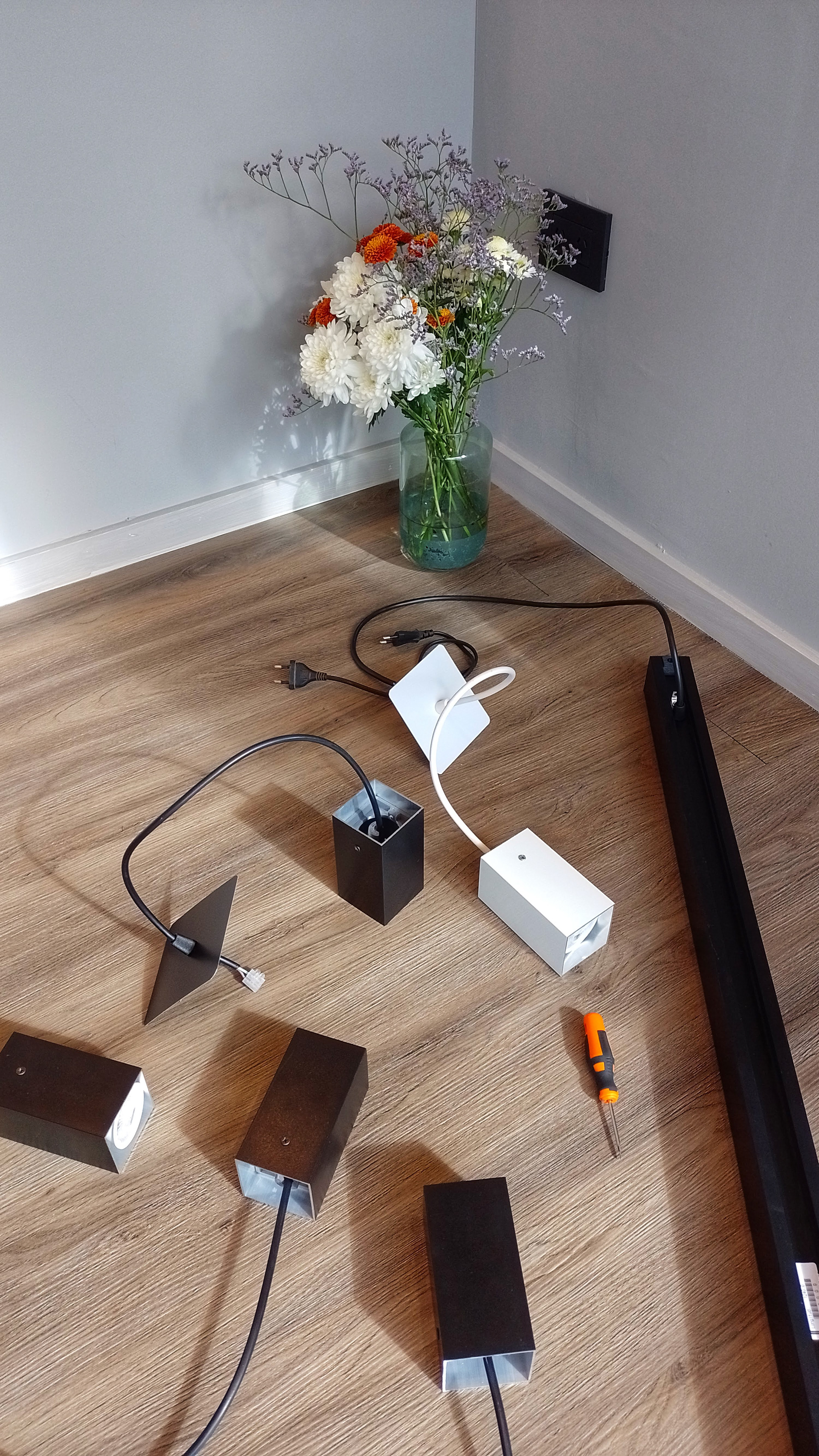 DIIAL - Indoor Lighting-9