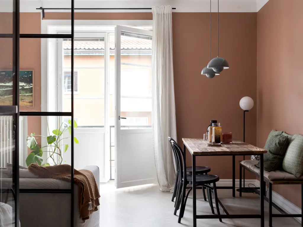 Un studio de 37m2 couleur terracotta et sa chambre vitrée-2