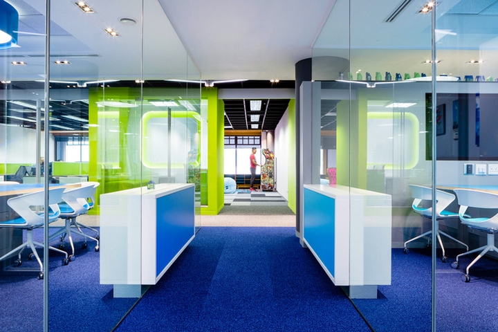 Korbicom 办公室 · 科技创意的未来空间-32