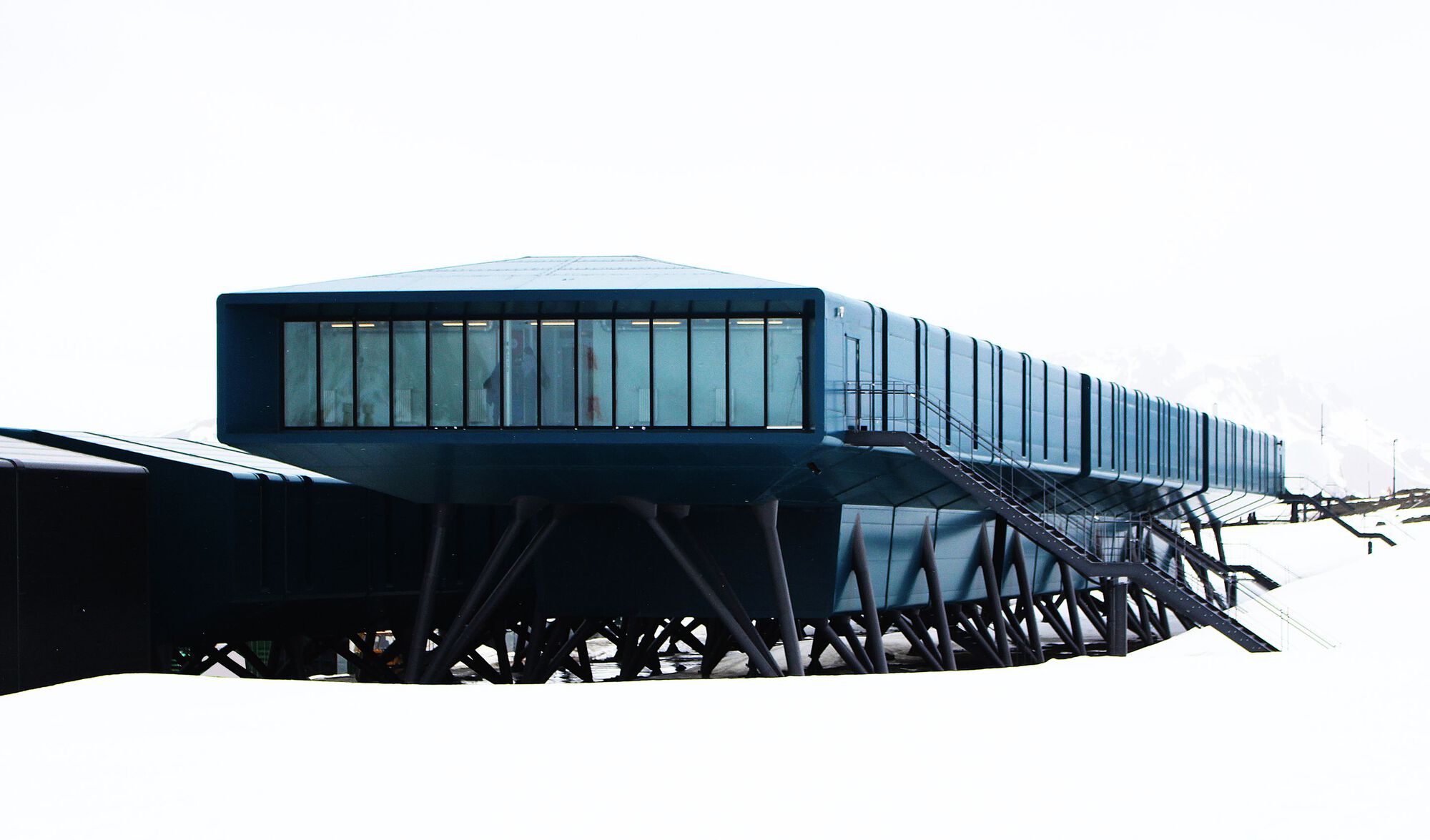 Comandante Ferraz Antarctic Station / Studio 41-62