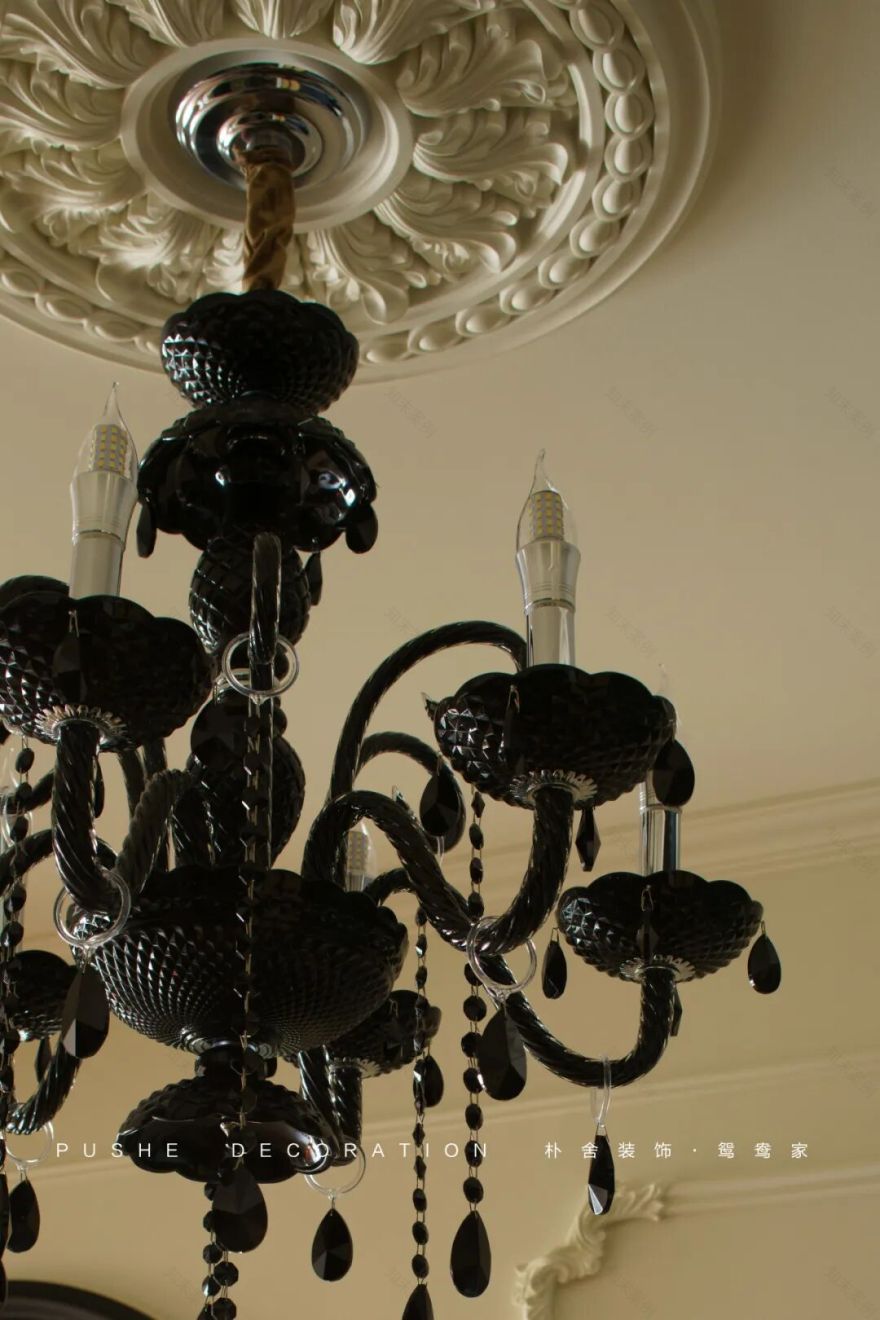 新作|摩登复古法式风,红与黑的极致碰撞-48