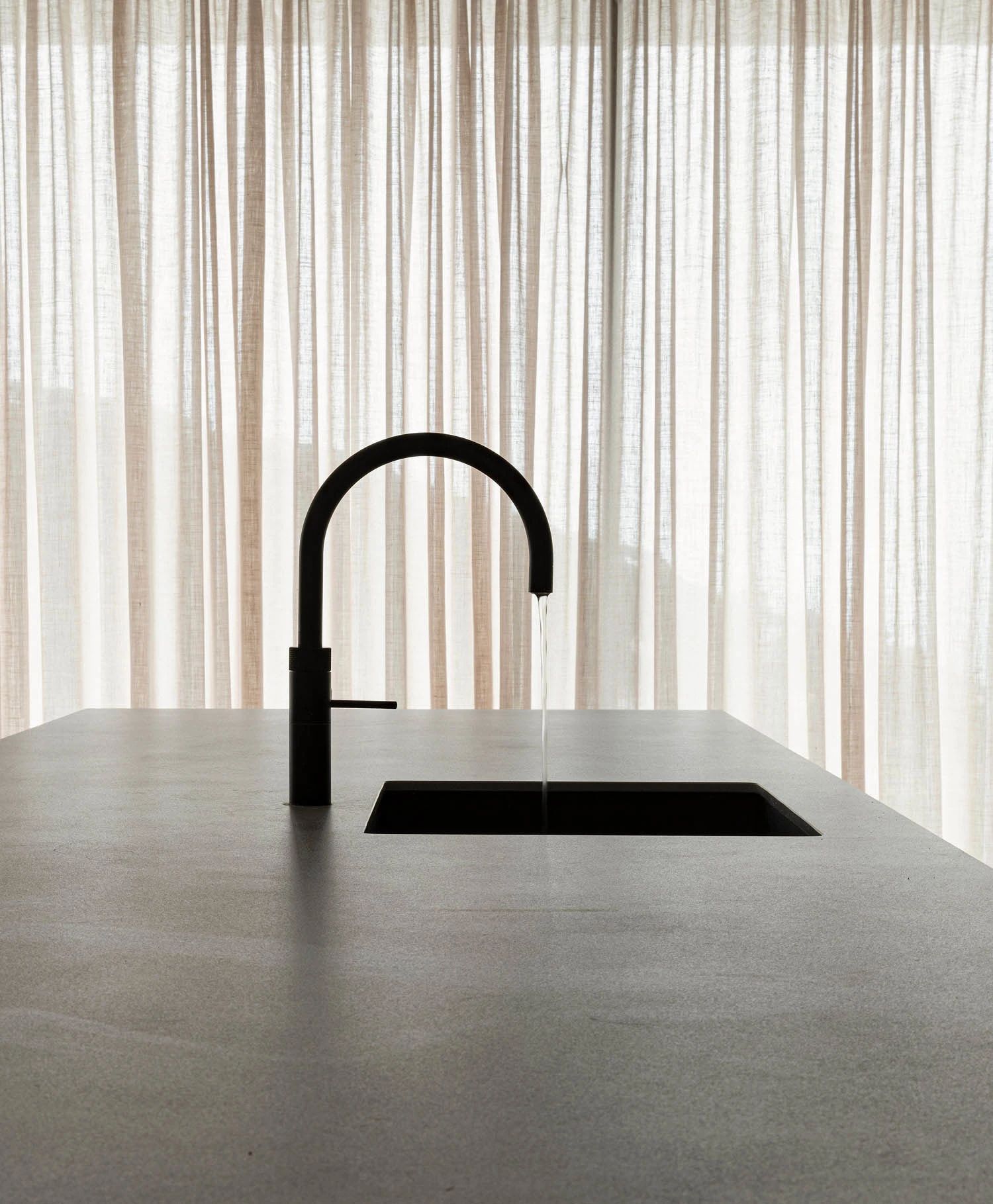 极简原木色住宅-10