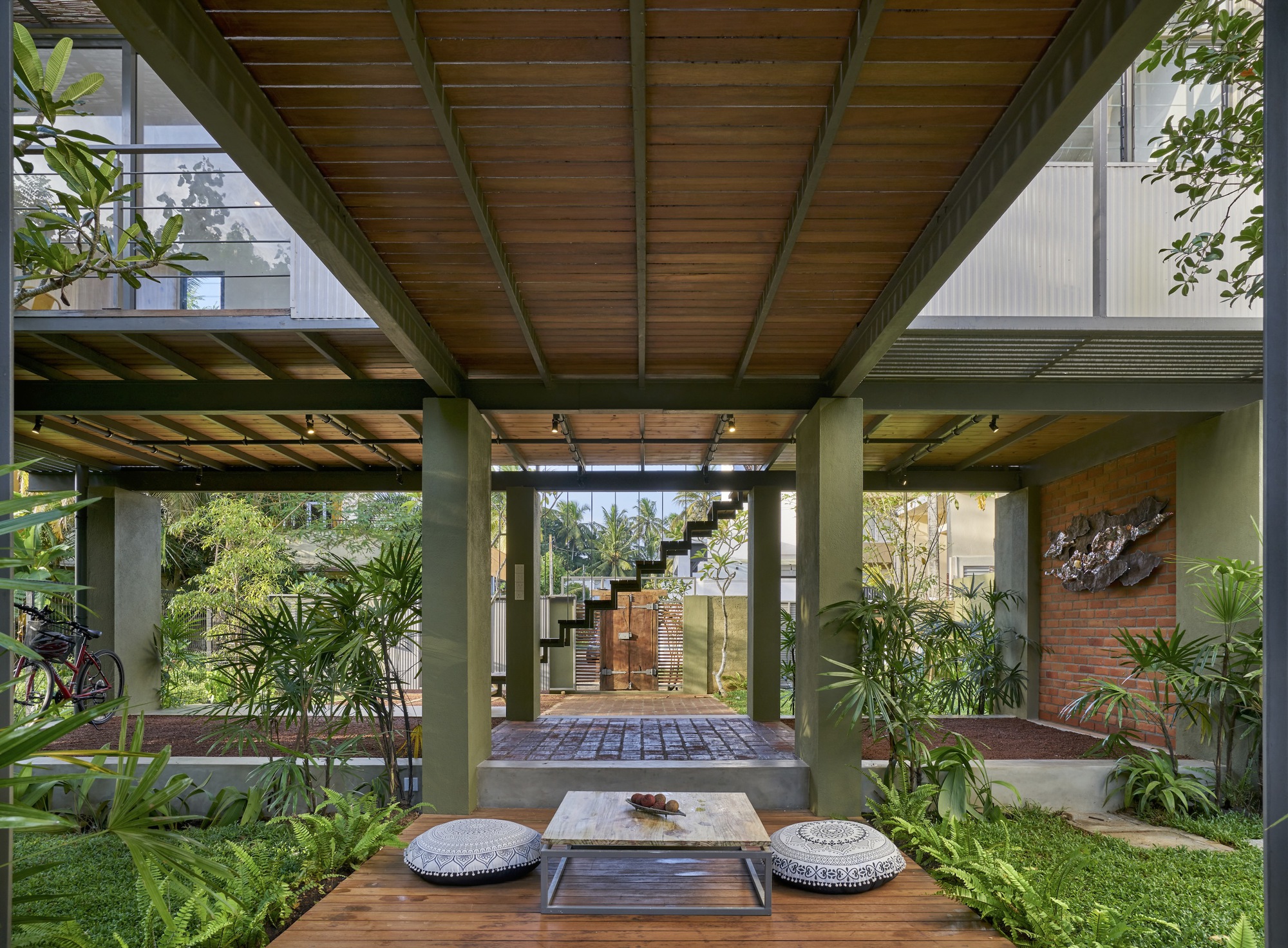 The Studio House  / KWCA - Kosala Weerasekara Chartered Architects-7