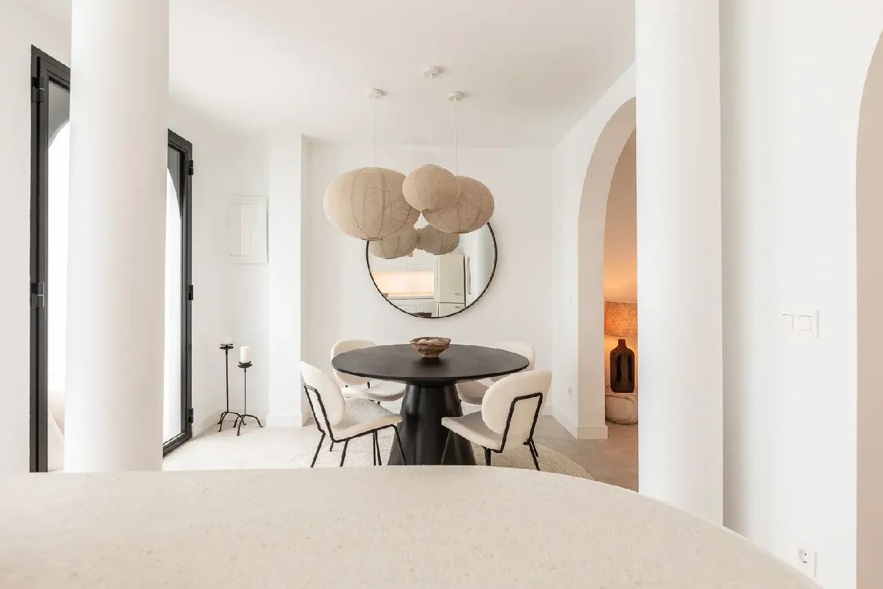 极简奶油风,宁静的理想家丨Anne Guinault-17