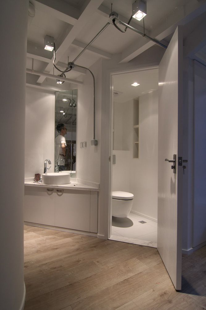 无拘无束的单身男性Loft公寓 / 上海缤视智造-16