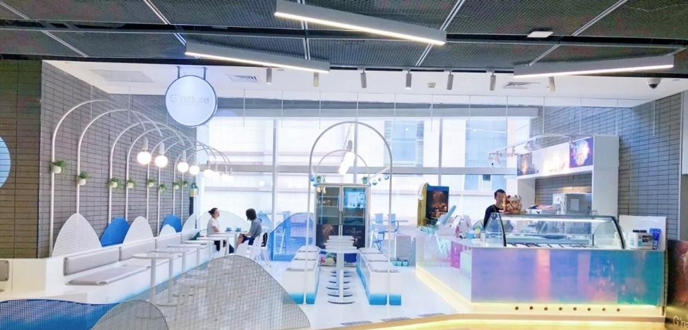 INS 北欧风冰淇淋店，海洋球池、梦幻水晶球灯吸睛设计-5