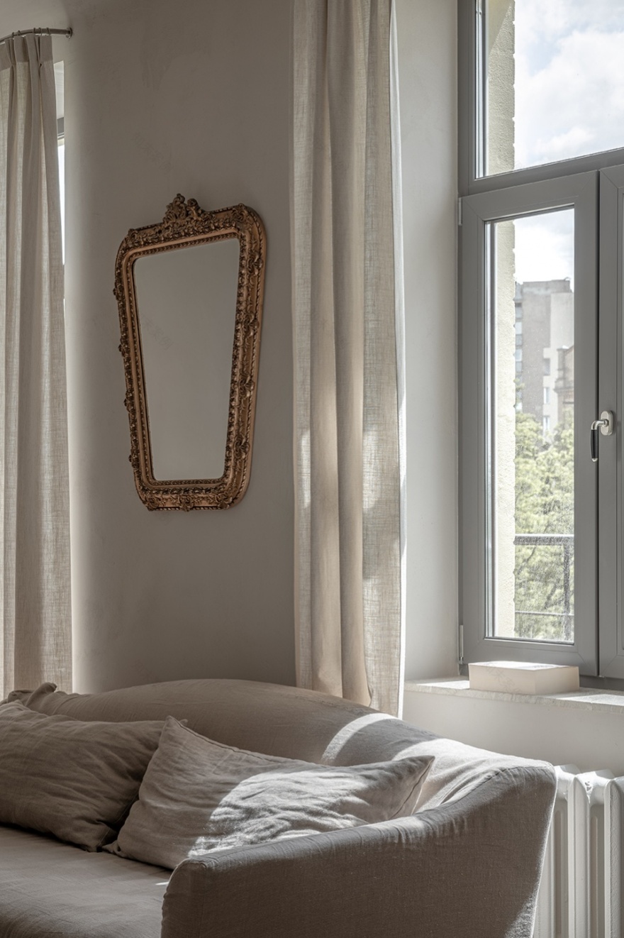 基辅 SEMEREY 公寓 | 复古巴黎风设计惊艳翻新-14