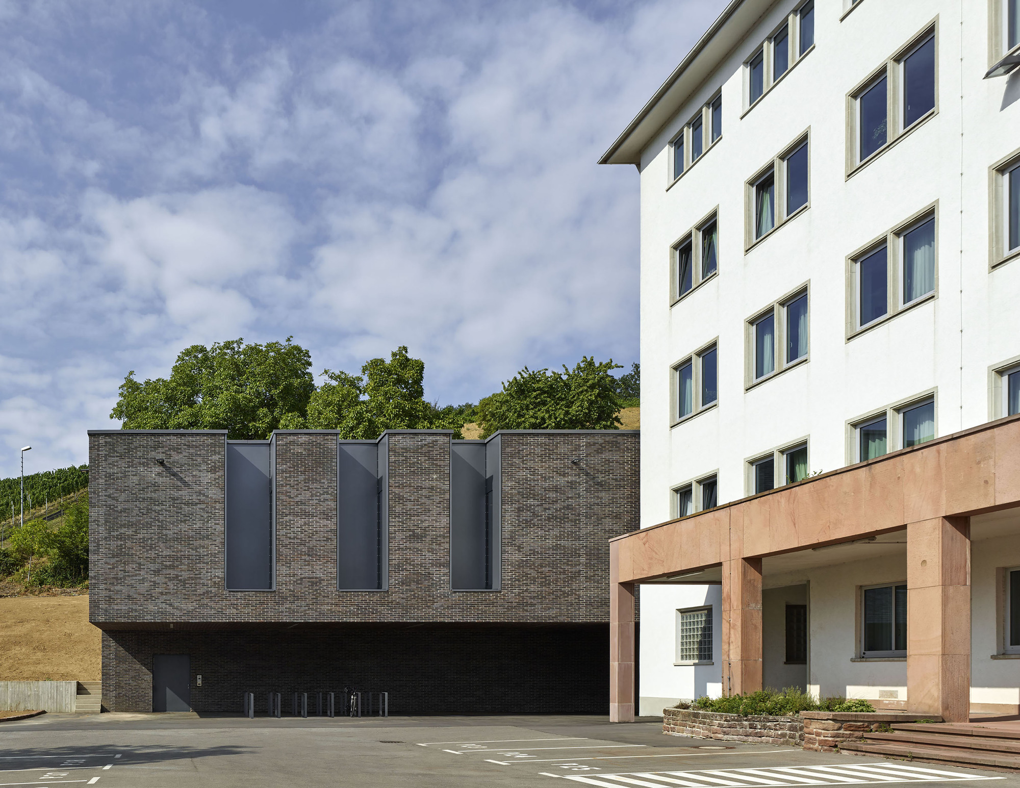 独立高效的安全中心-12