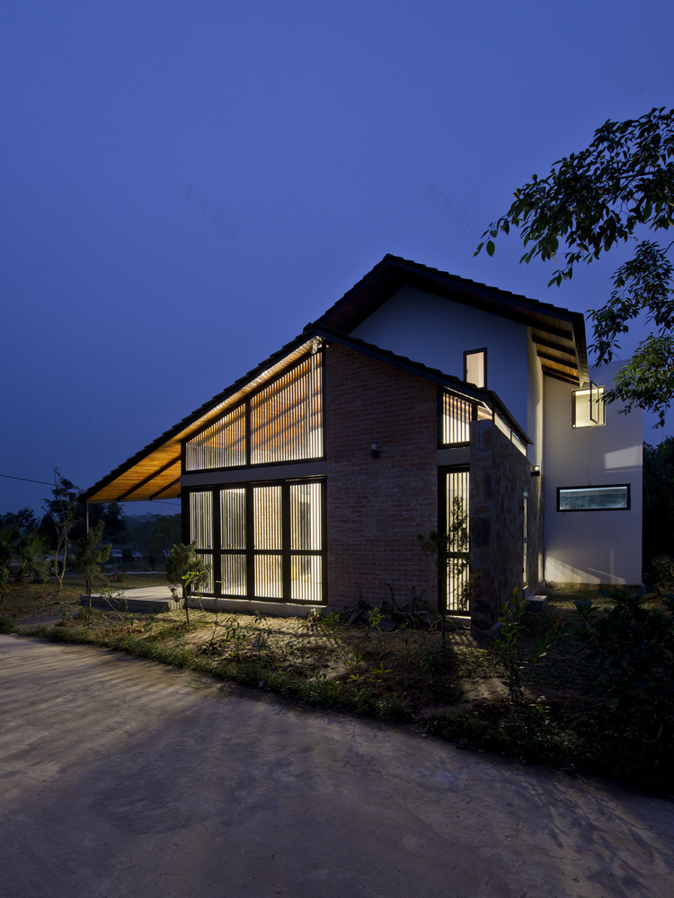 越南河内褶皱屋顶住宅丨TOOB STUDIO · Office Profile-44