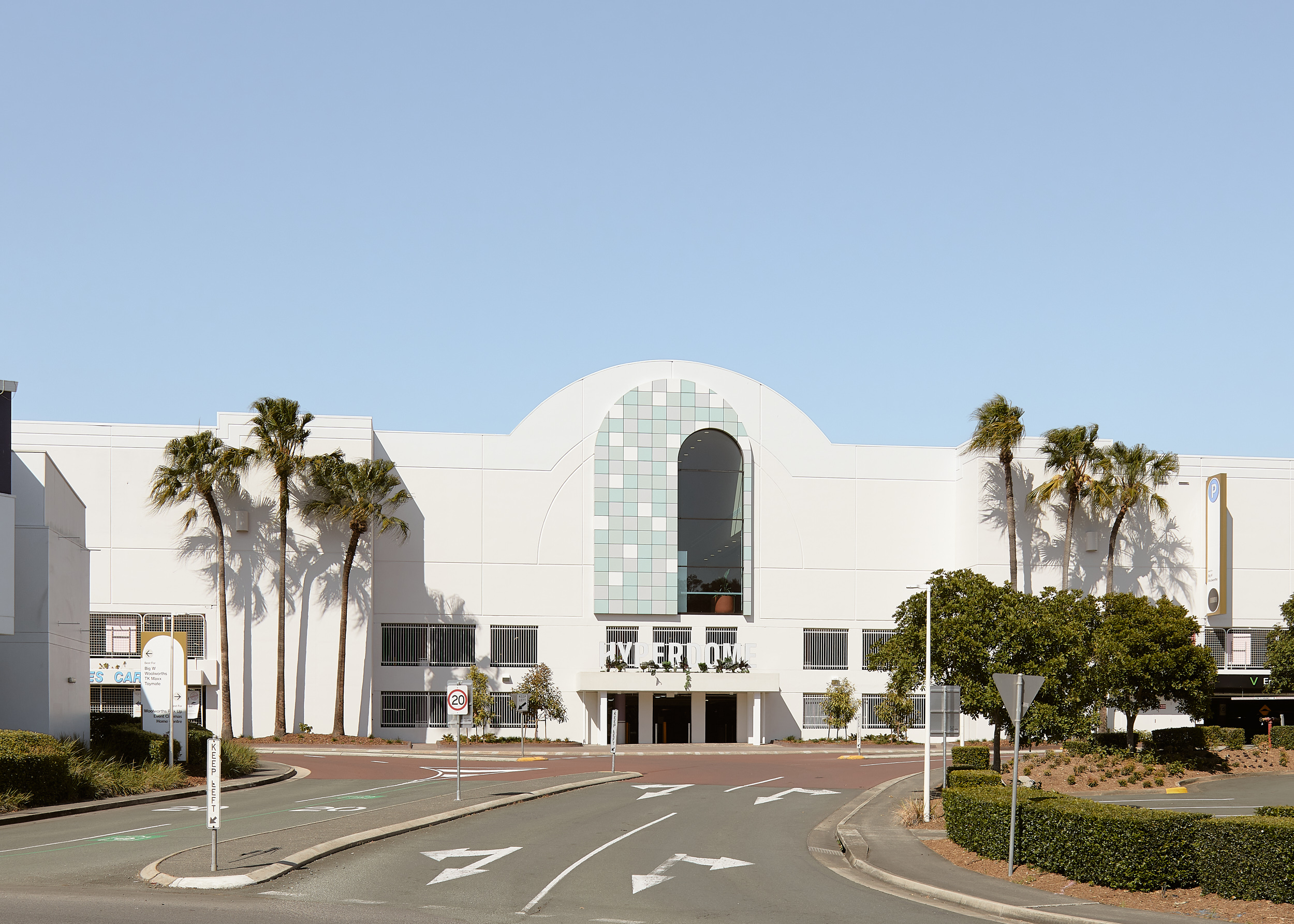 热带风情的购物中心设计 · Hyperdome North Mall丨Cavill Architects-11