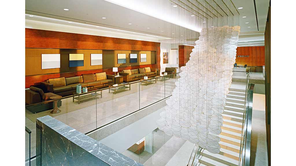 Gensler 助力 Jones Day 打造互动式办公空间-2