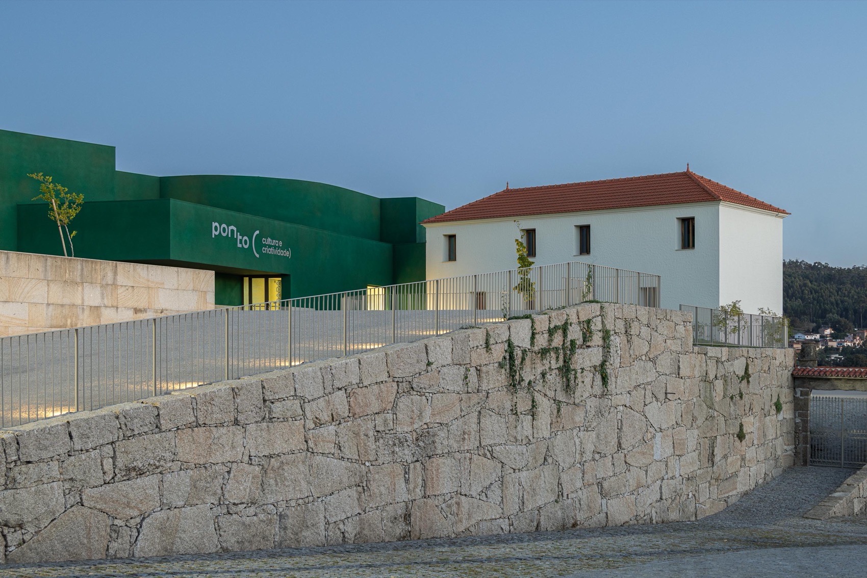 文化中心丨葡萄牙丨Galeria Gabinete-87