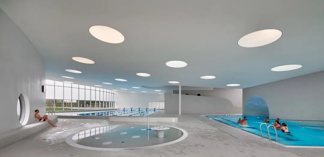 法国Fondettes游泳馆综合体-31