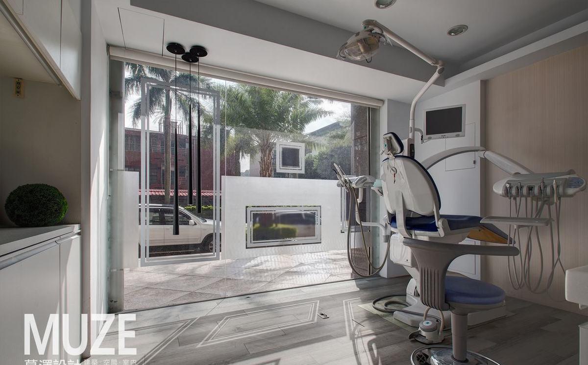 慕泽设计团队打造“如家”牙医诊所,舒适空间引人常蛀-12