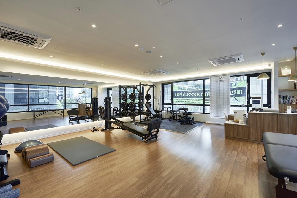 20 平米康复中心，温馨氛围营造成功-10