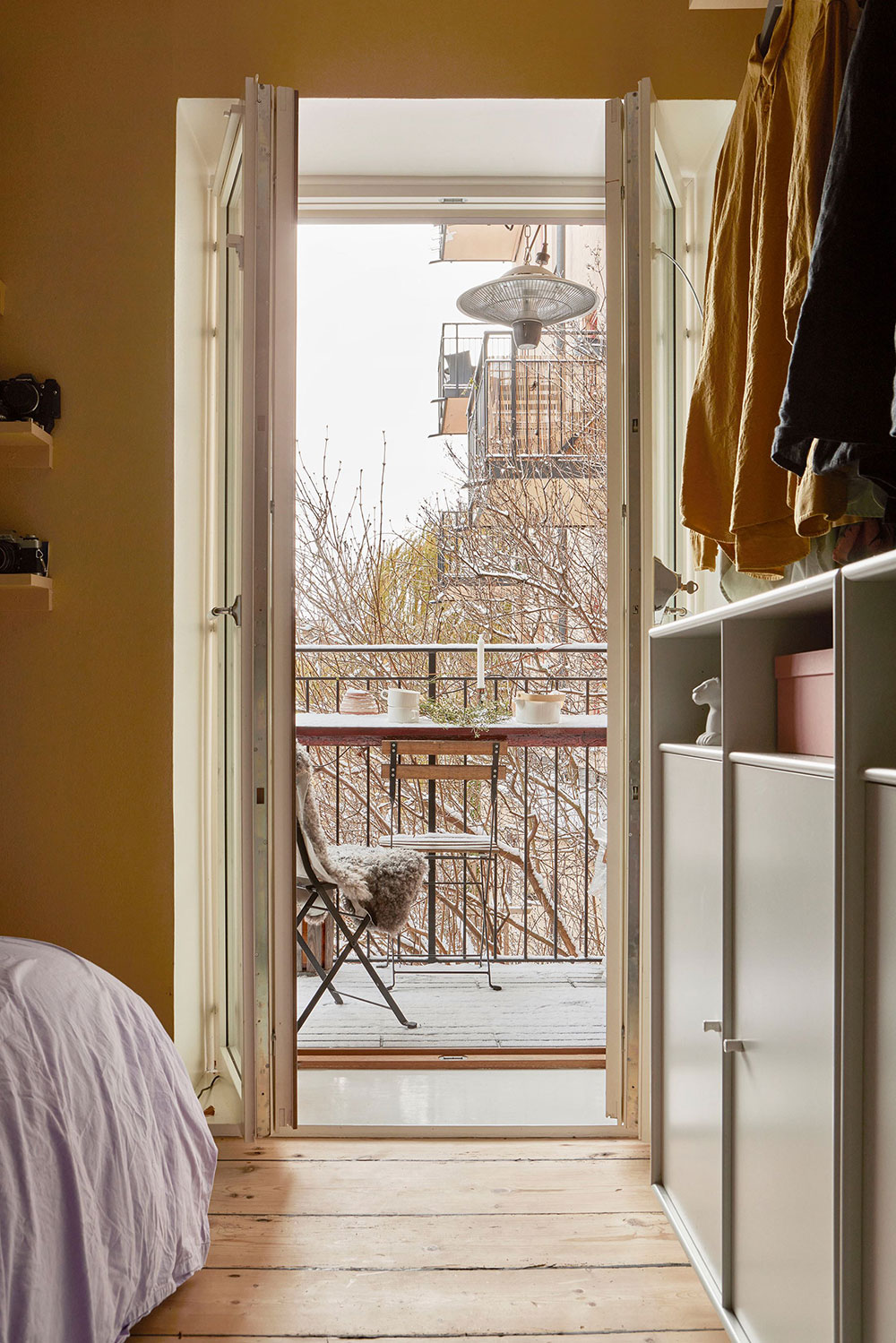 斯德哥尔摩色彩斑斓的设计师公寓-19