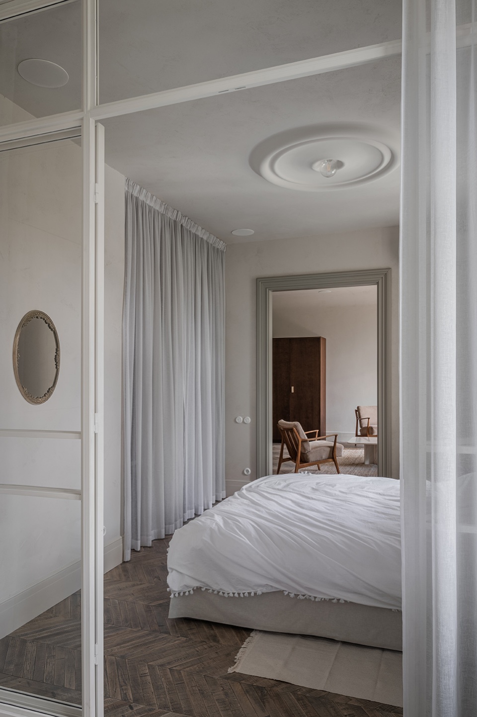 基辅 SEMEREY 公寓 | 复古巴黎风设计惊艳翻新-97