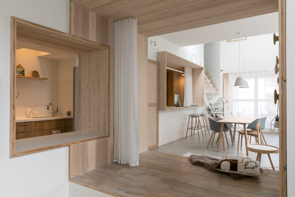 職住一体の建築家の自邸　ゆるやかに居場所をつなげ、仕事と生活の場をひとつに | Architecture | 100%LiFE-6