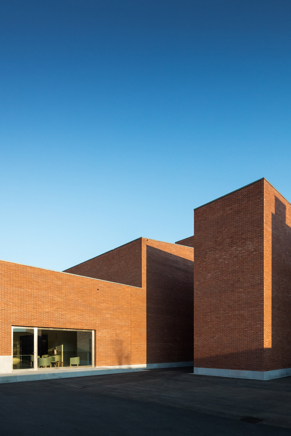 Llinars del Vallès礼堂剧院，西班牙 / Álvaro Siza Vieira + Aresta Arquitectura-74
