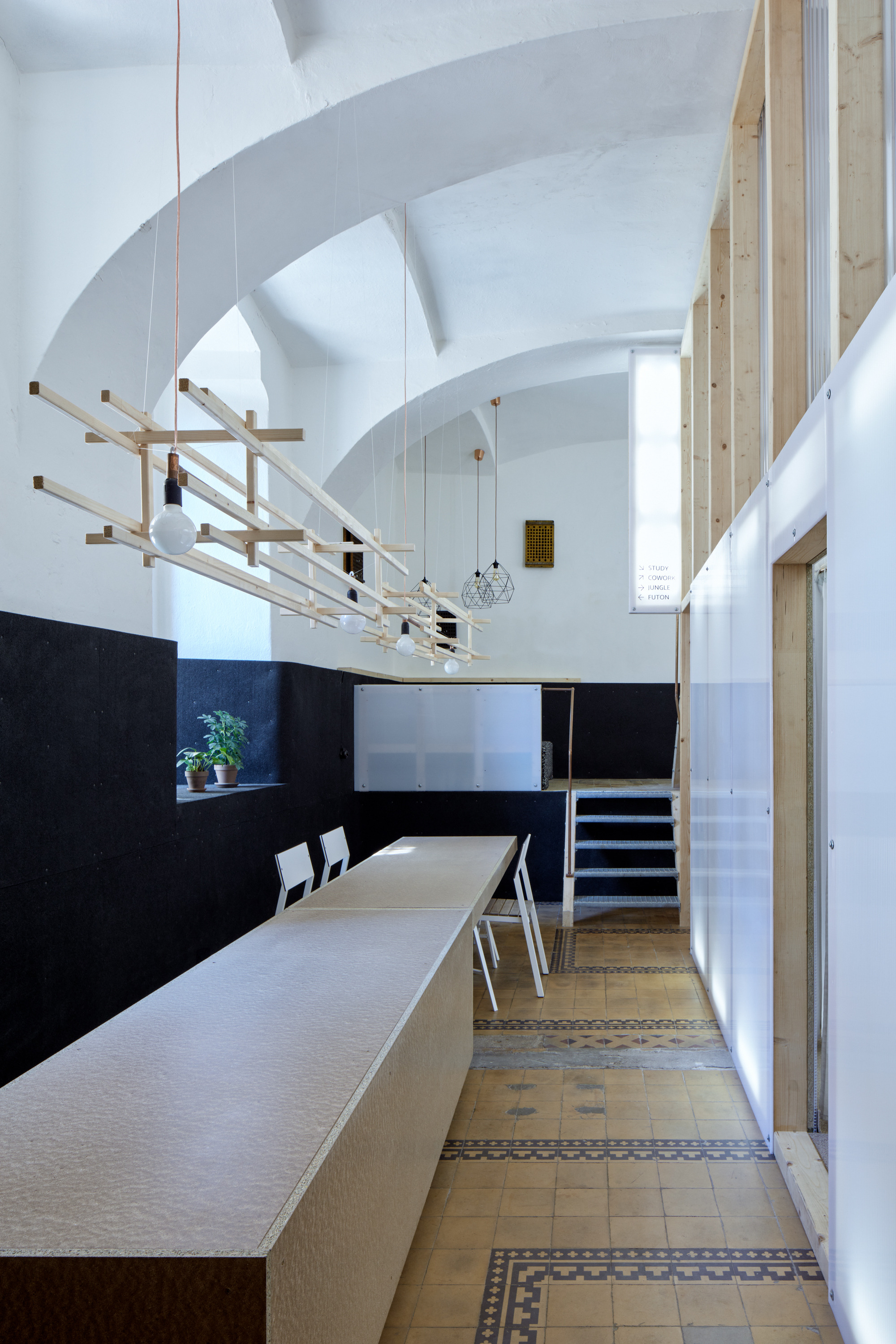 废旧酒厂的创意新生——Social Reactor 首个原型项目-13