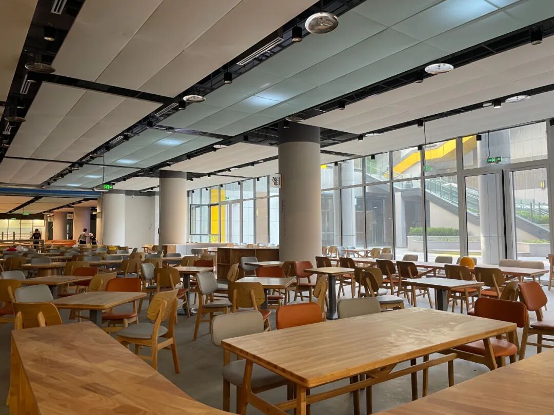 我向往的“神奇学校”，学习有社区，老师不用办公室，让每个孩子“闪闪发光”-57