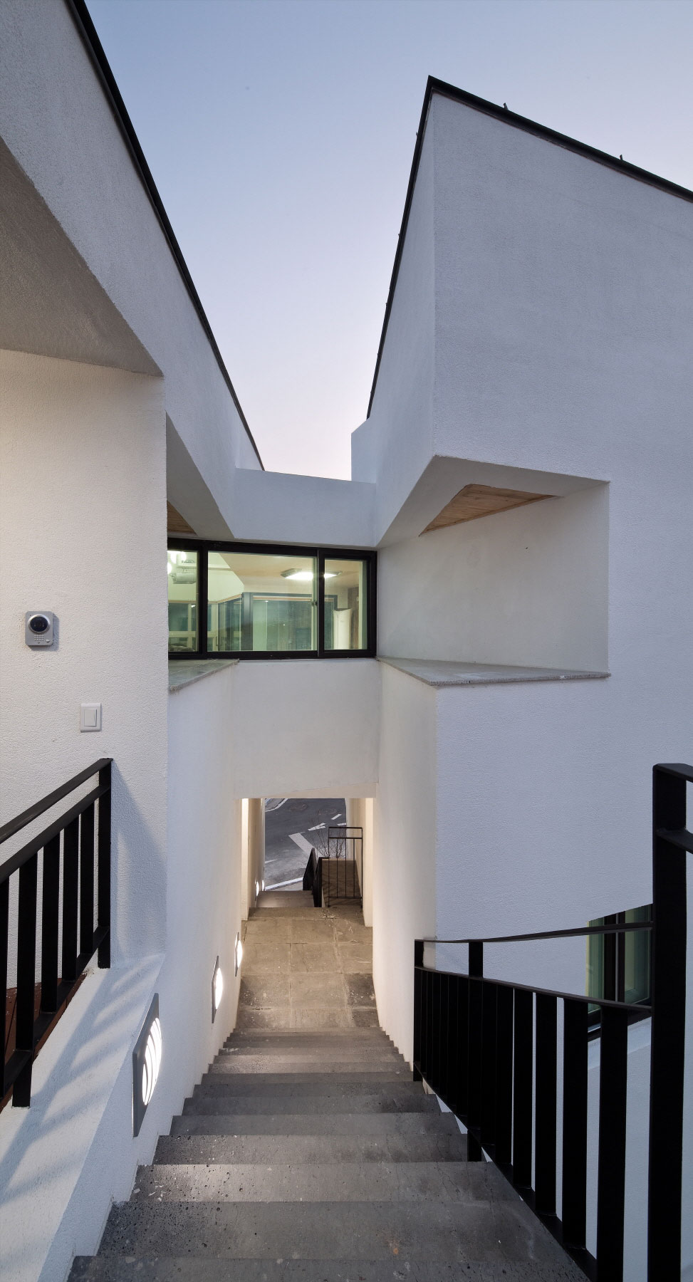 ON Architecture Refurbish a Building in Ulsan, South Korea-20