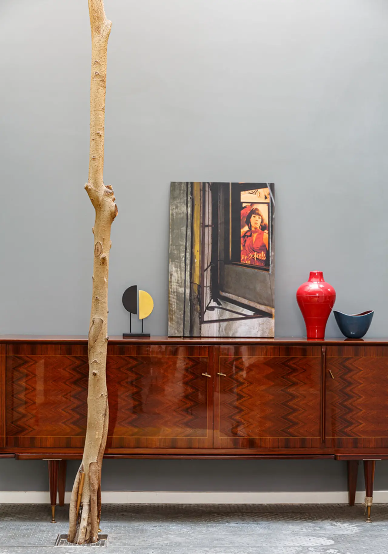 巴黎中心，工业风家庭复式公寓的完美改造-10