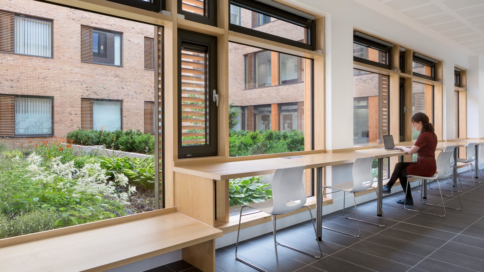 伊斯特伍德健康和护理中心 | 创造疗愈环境的景观设计-5