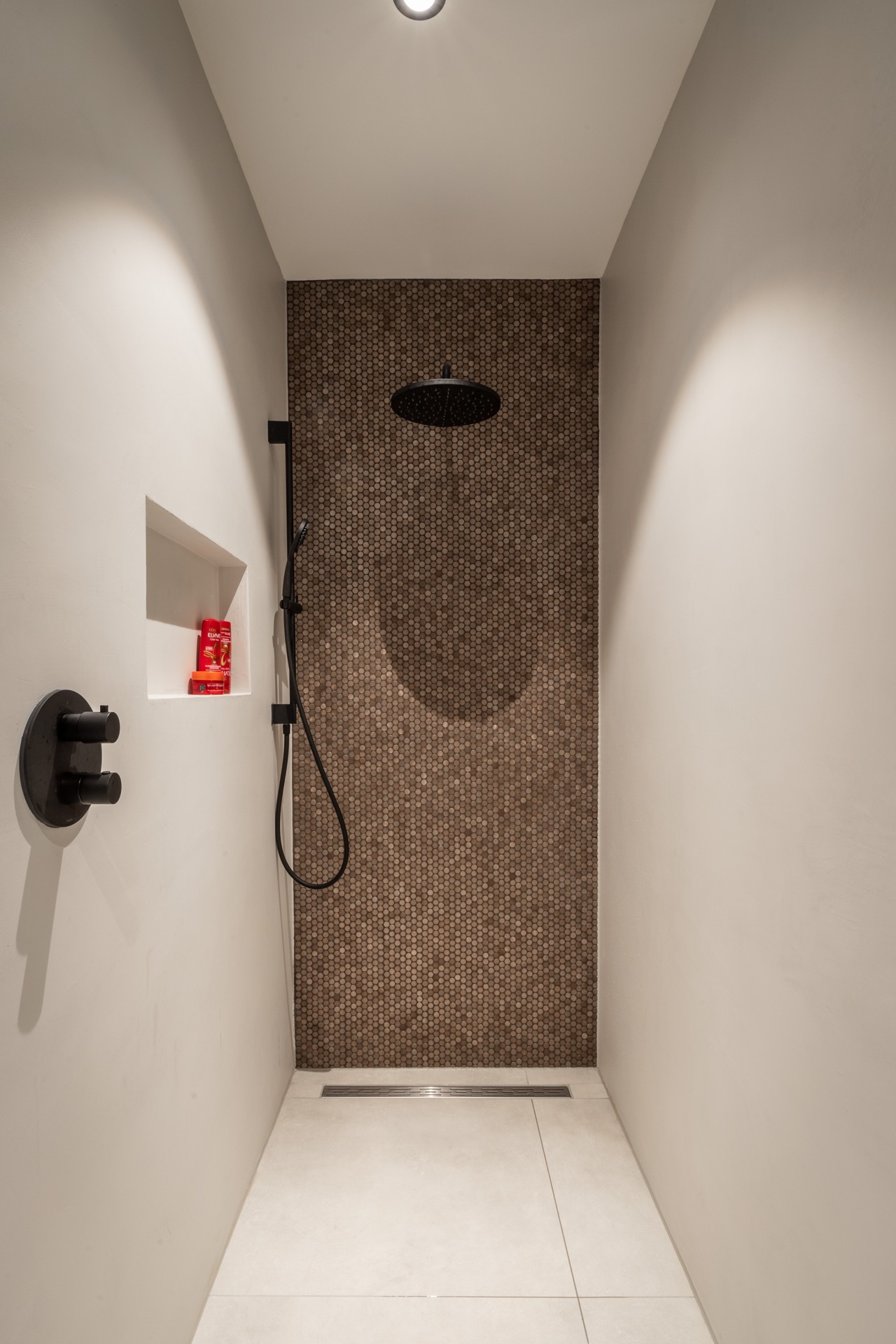 Interior with cozy feel-12