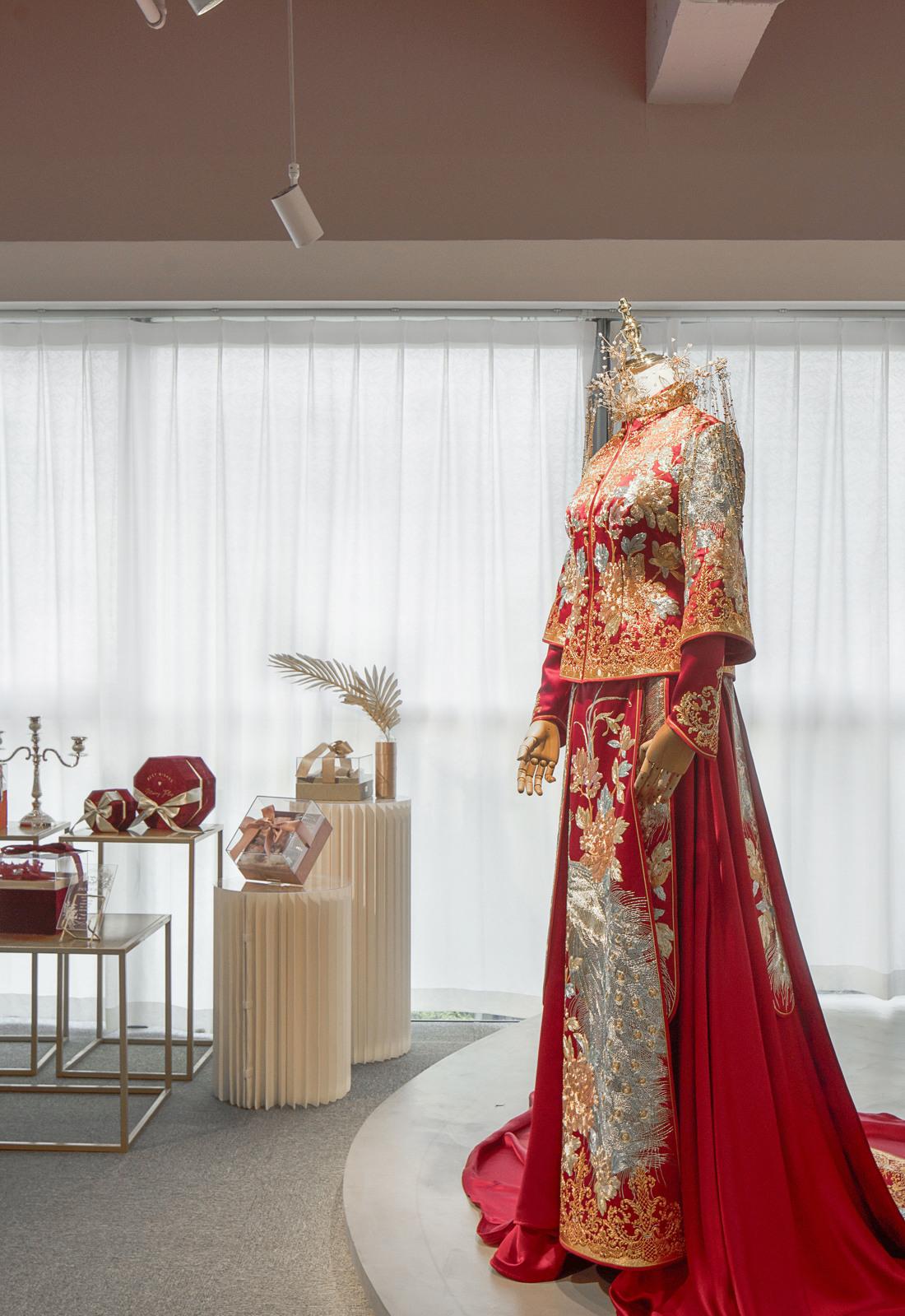 甜酷工业风婚纱店-28