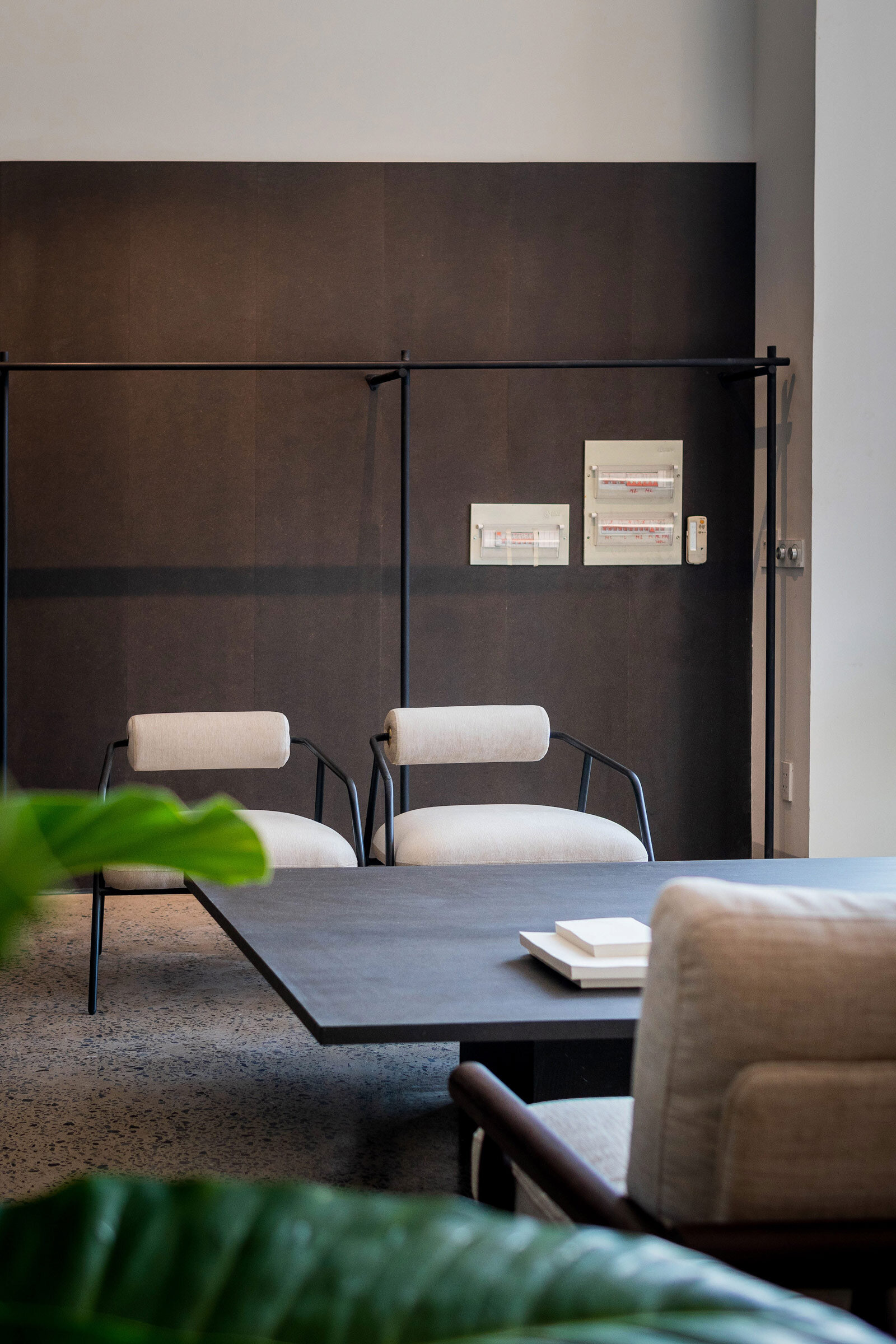 A Clothing Factory That’s Anything but Run-of-the-Mill — Design Anthology-7