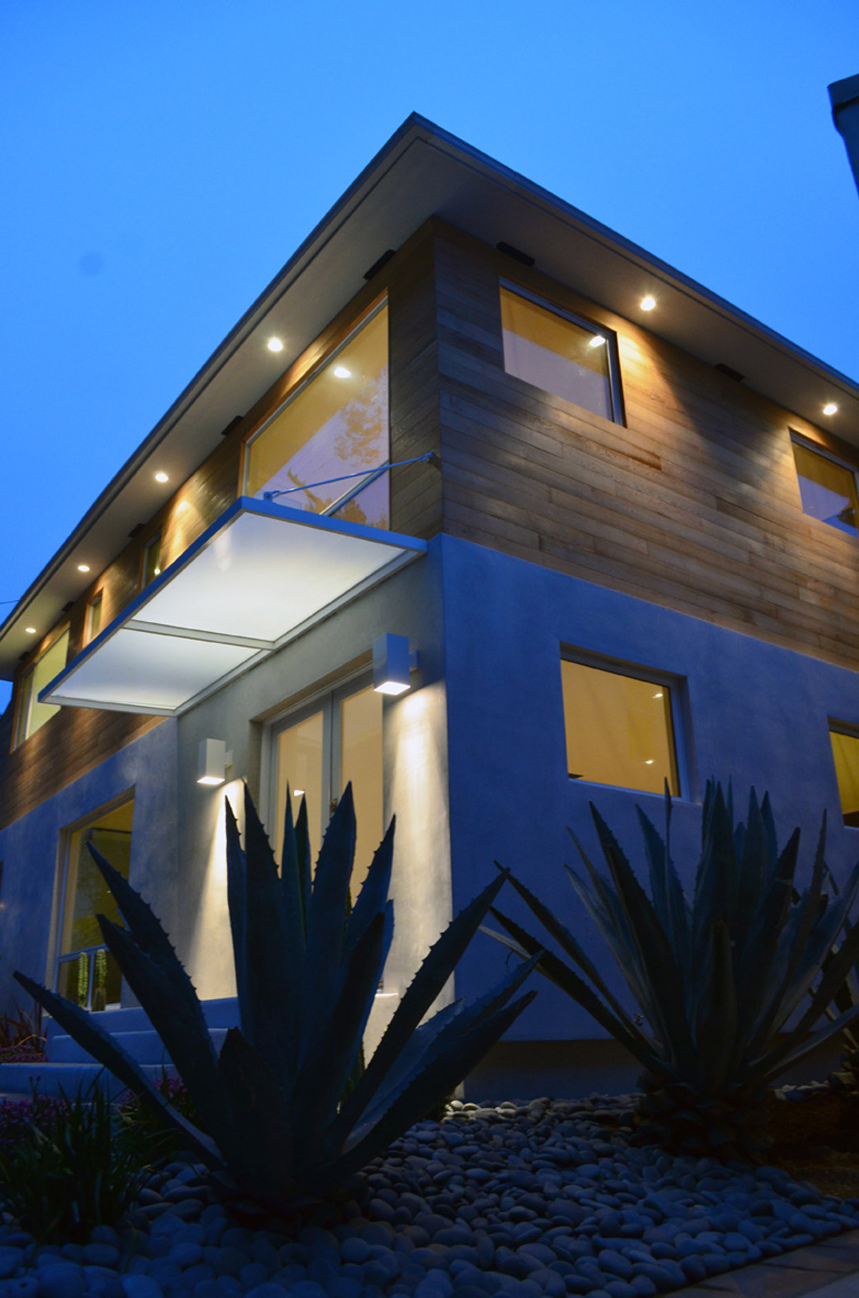 艾丽卡·温特斯设计 M-8422 住宅 展现现代风格-2