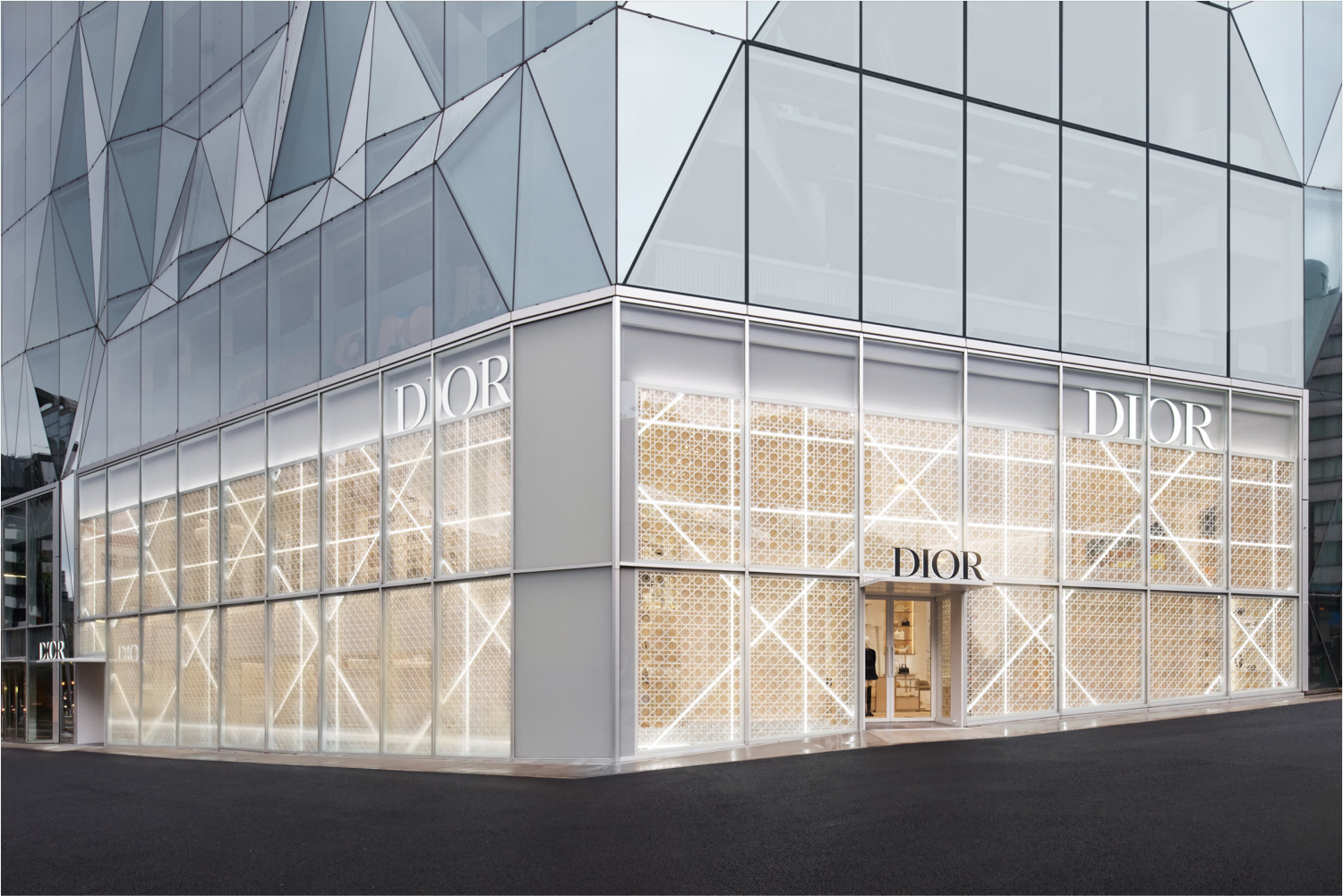 Dior 东京新旗舰店丨日本东京丨Dior 内部设计团队-9