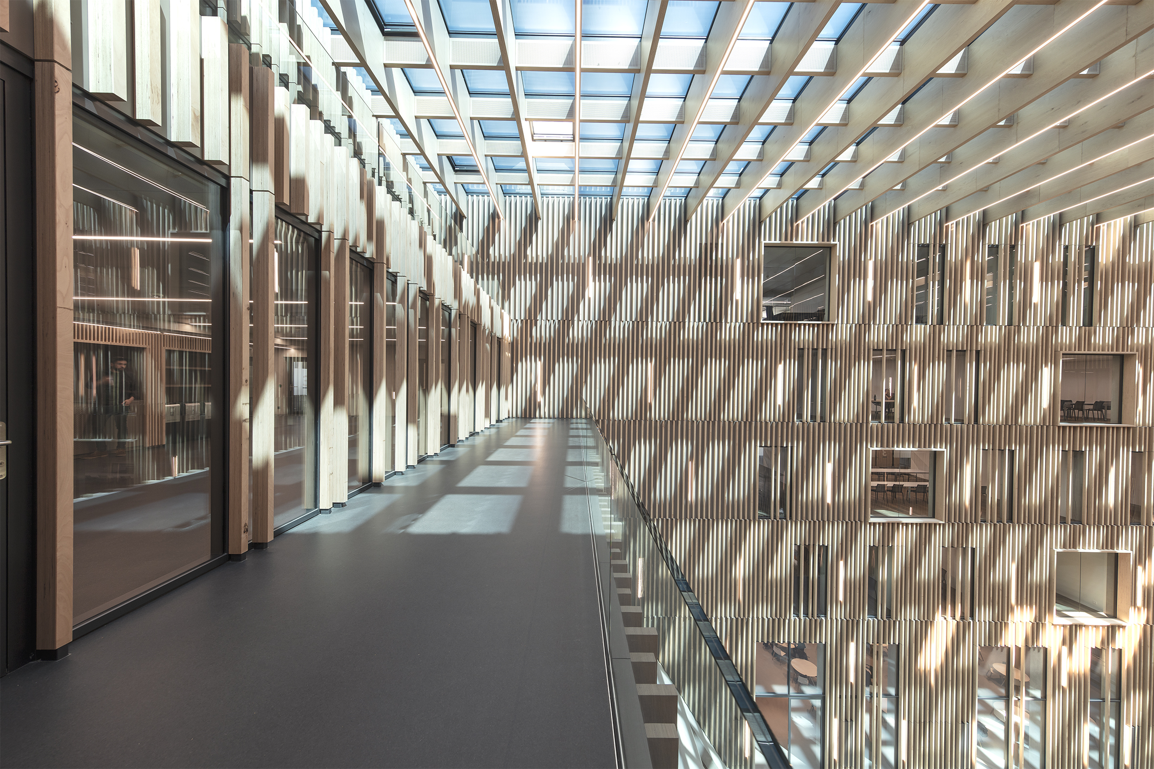 瑞士 Givisiez Scott Sports 新总部丨IttenBrechbühl-16