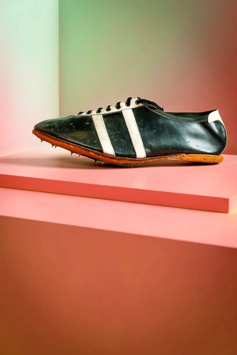 ​Mathieu Lehanneur为sneakers运动鞋“游乐场”设计了丰富多彩的场景-38