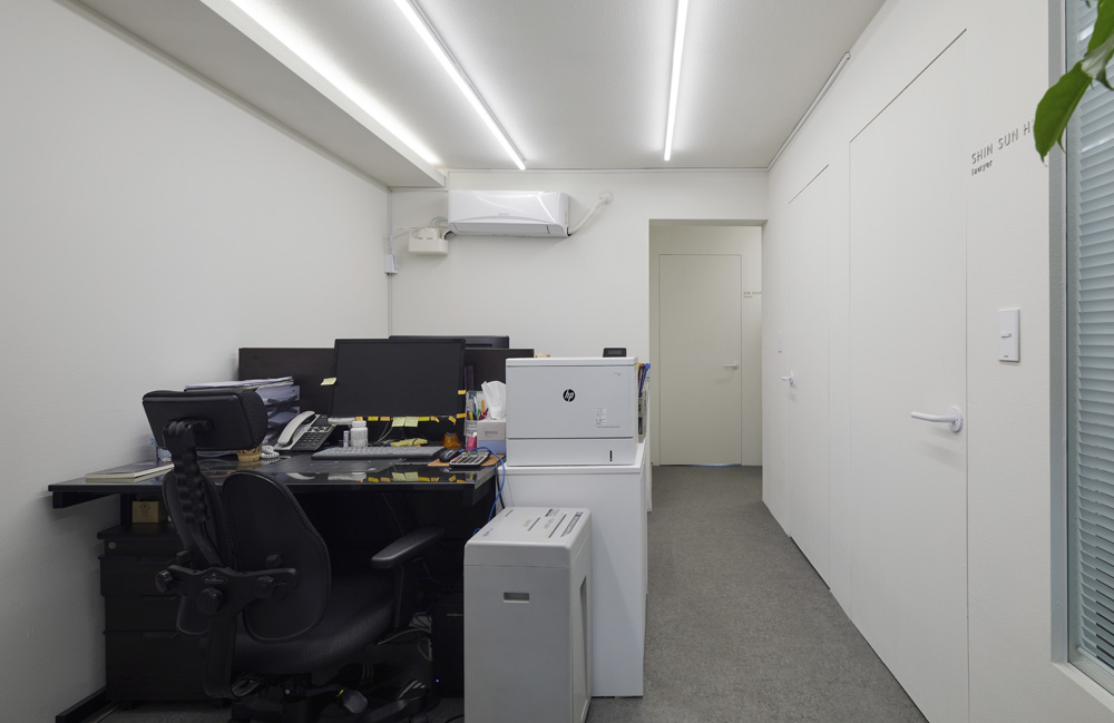 简约黑白风，30 坪法律事务所空间设计-6