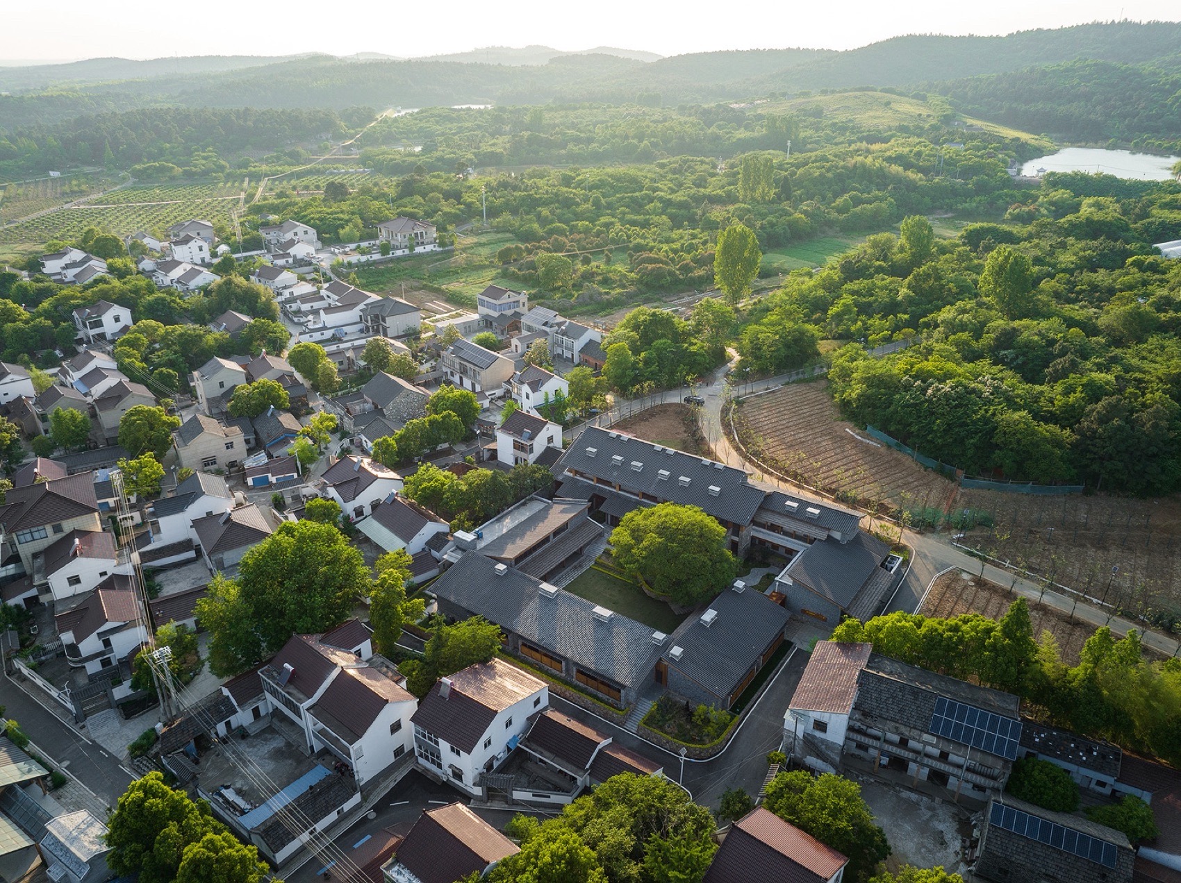 里佳山老建筑改造项目丨中国南京丨东大院ATA工作室-2