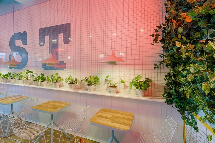 哥伦比亚 Soft Touch frozen yogurt 店 设计独特吸睛-33