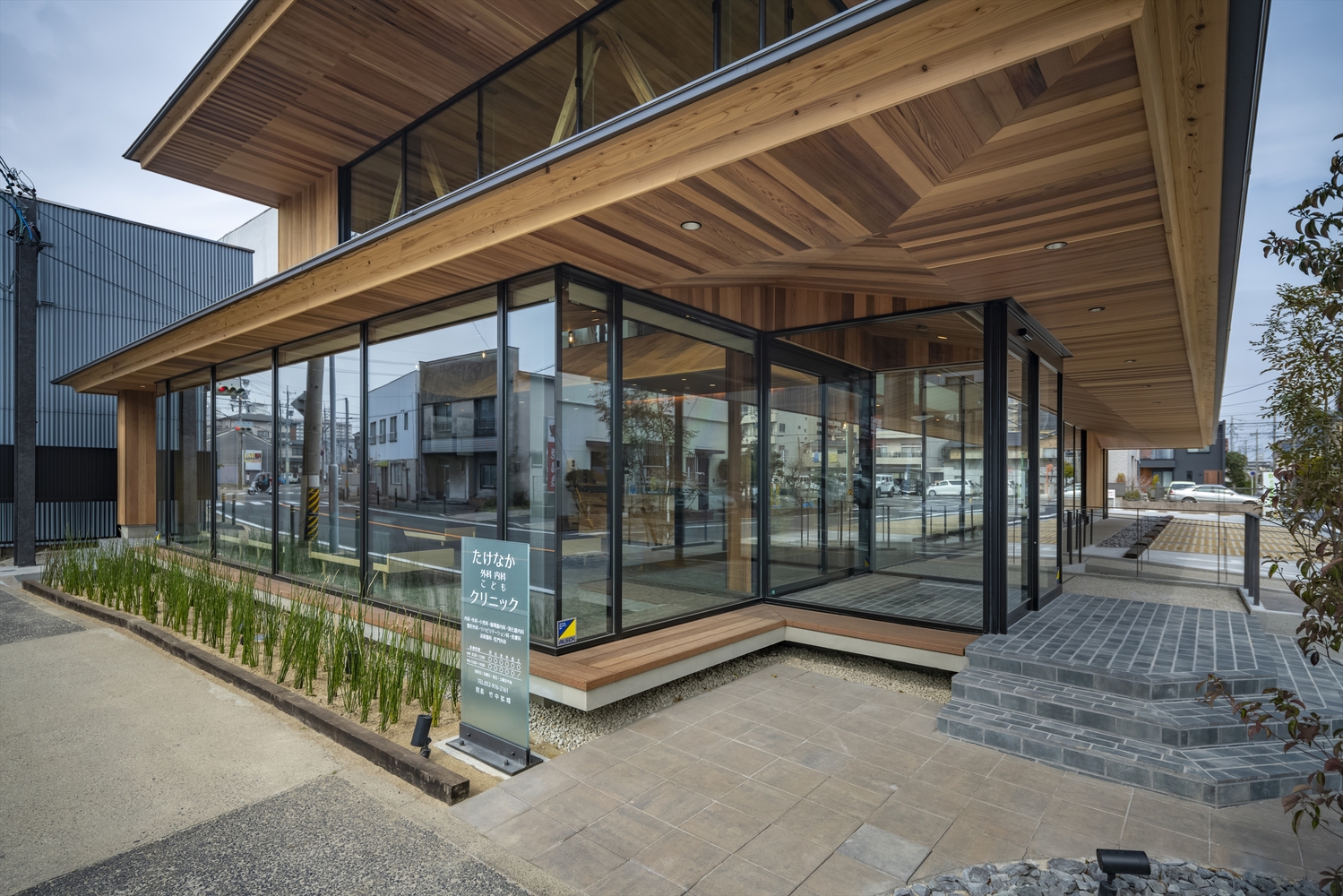 Nagoya 温暖透明的医疗空间-9