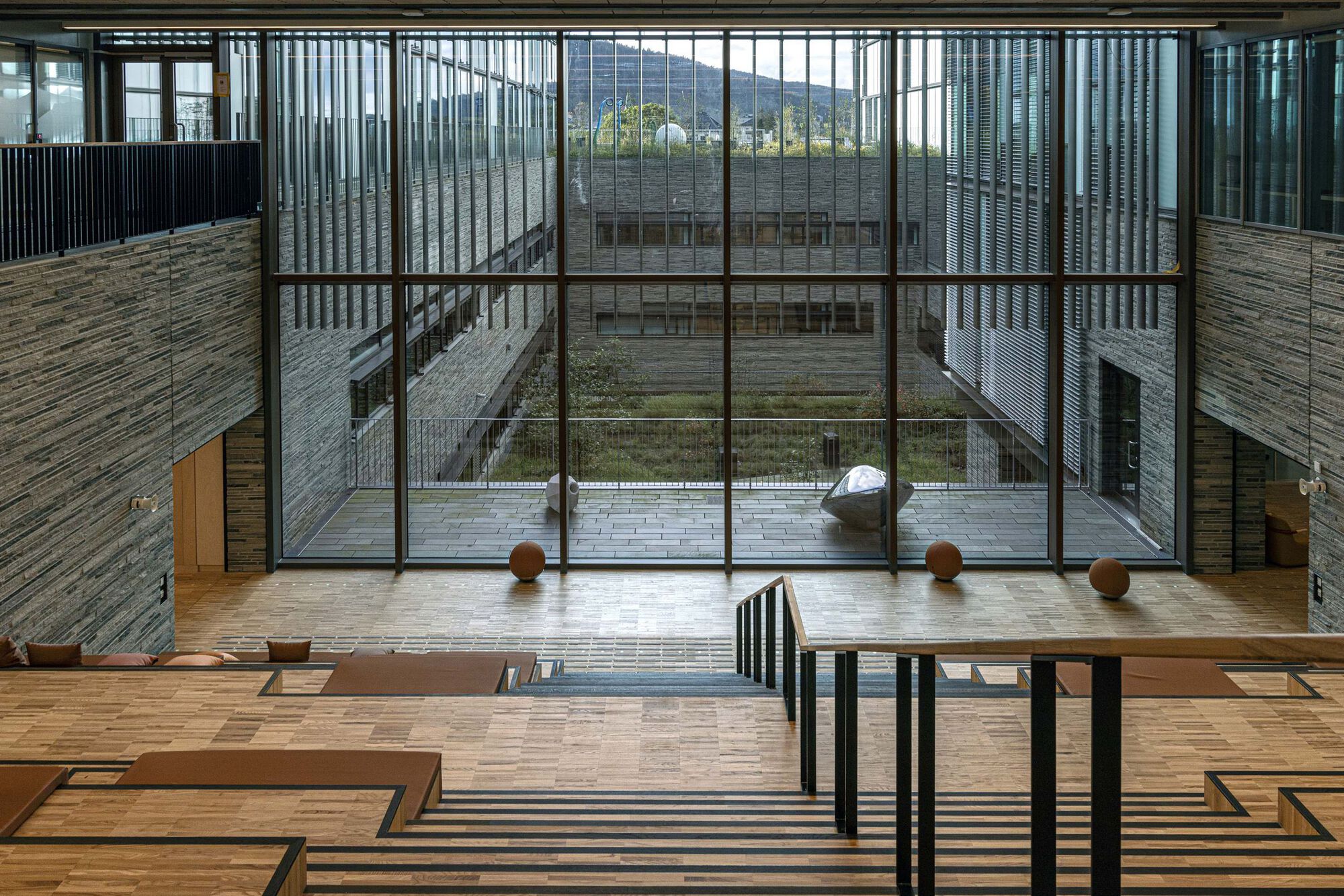 Glasblokkene Haukeland Hospital for Children Youth and Women / KHR Arkitekter + Studio PKA + Henning Larsen + Schönherr-48