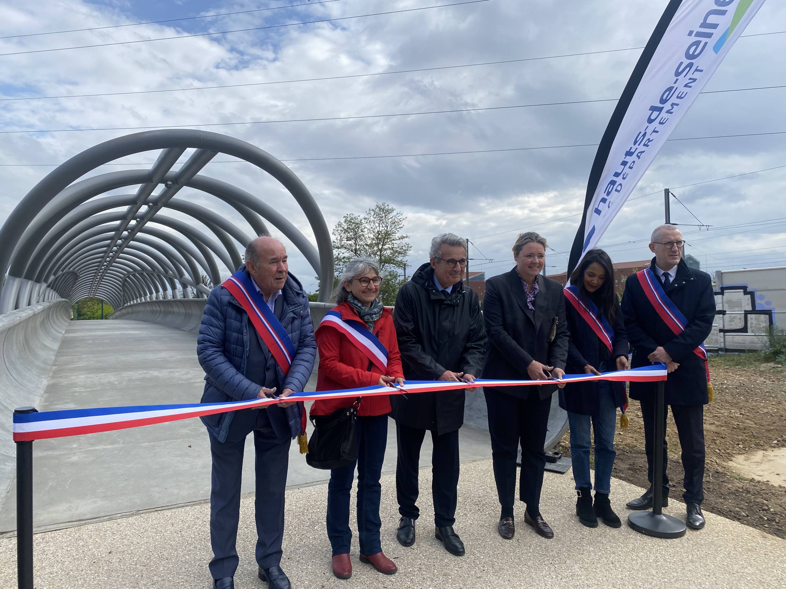 Passerelle des Louvresses 人行桥落成项目丨法国-20