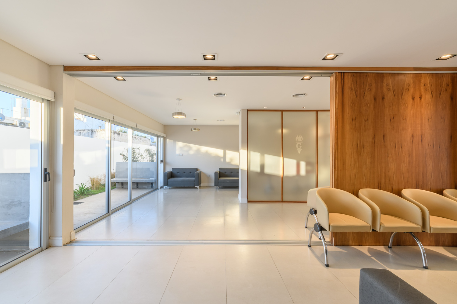 阿根廷 VR Rooms · 温暖与自然的丧葬空间丨Donnelly+Estévez Arquitectos-10